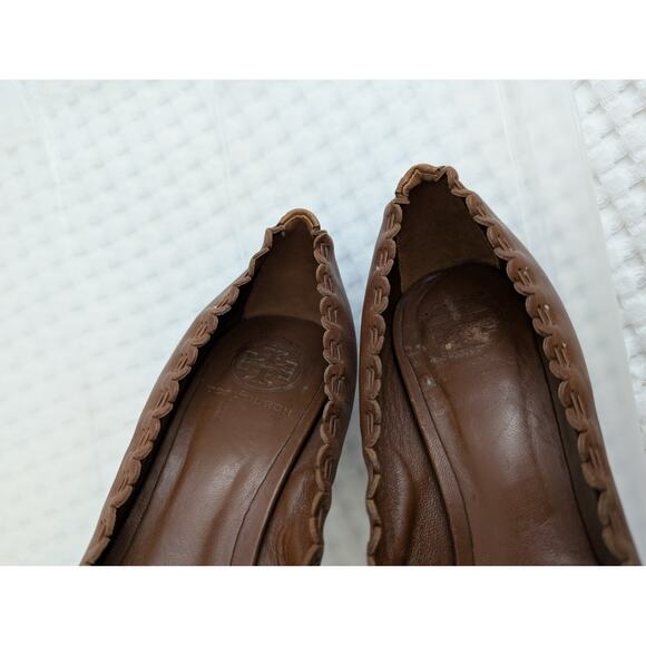 tory burch romy two-tone brown leather heels - Picture 6 of 15